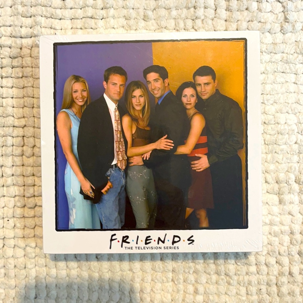 FRIENDS wall art